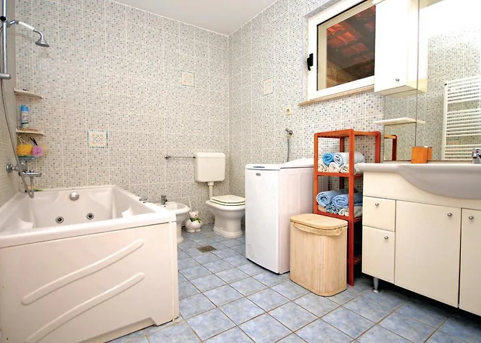 بيت للعطل Parada Kaštel Novi